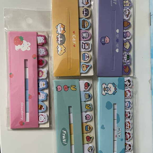 4 for $20 Kawaii Memo Flags ❤️🥰 - Picture 7 of 12